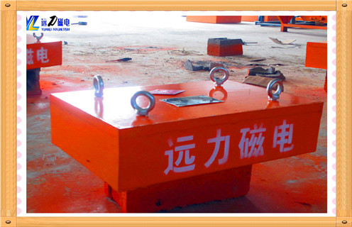 板式永磁除鐵器，板式永磁除鐵器知識參數(shù)_內(nèi)部磁塊安裝方法_板式永磁除鐵器型號價格 