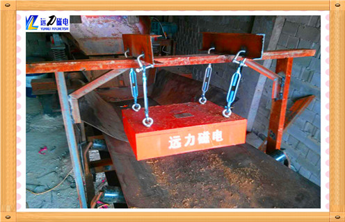 永磁除鐵器，滾筒式永磁除鐵器知識(shí)參數(shù)_內(nèi)部磁塊安裝方法_滾筒式永磁除鐵器型號(hào)價(jià)格